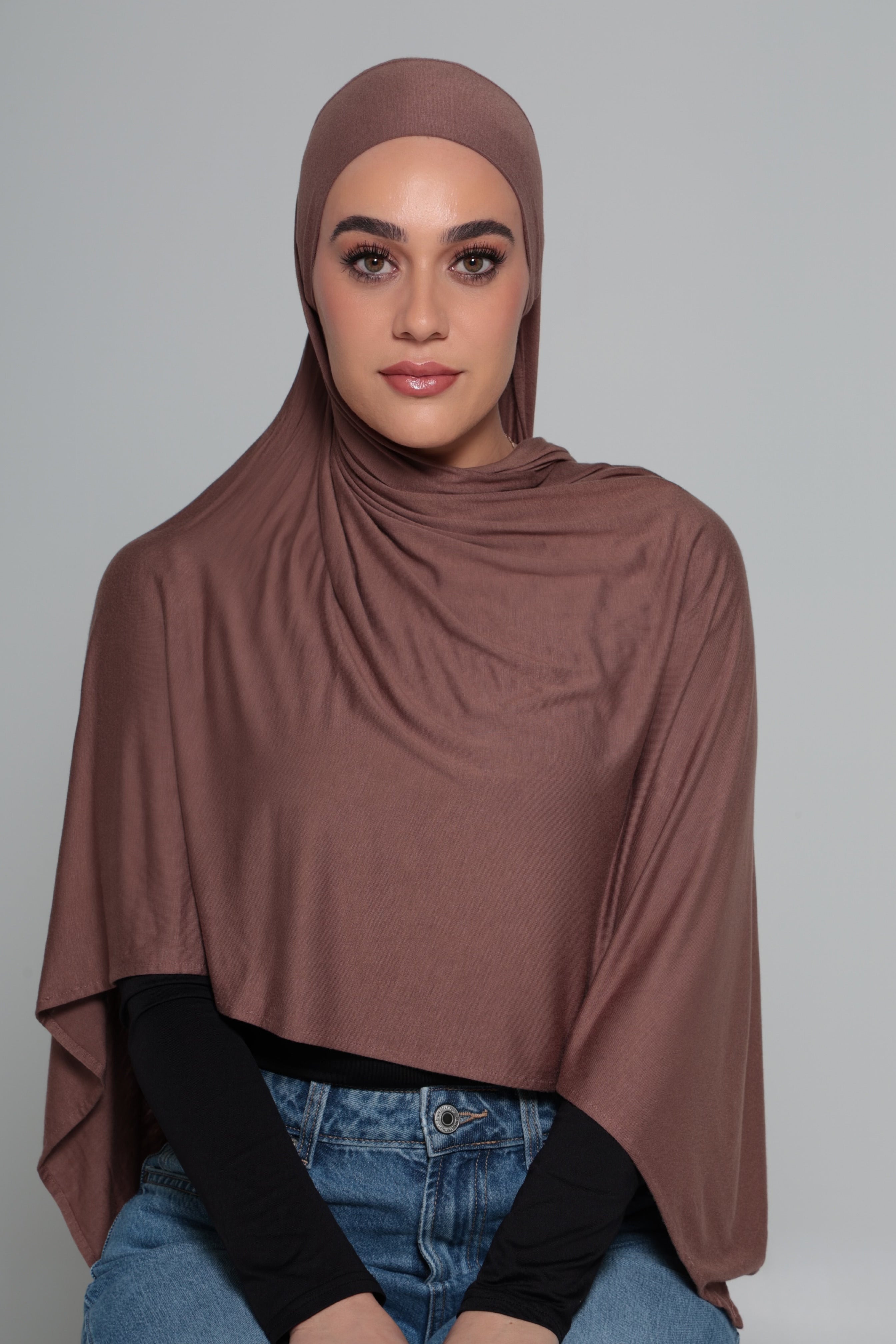 Mocha Mousse Jersey Tie Hijab