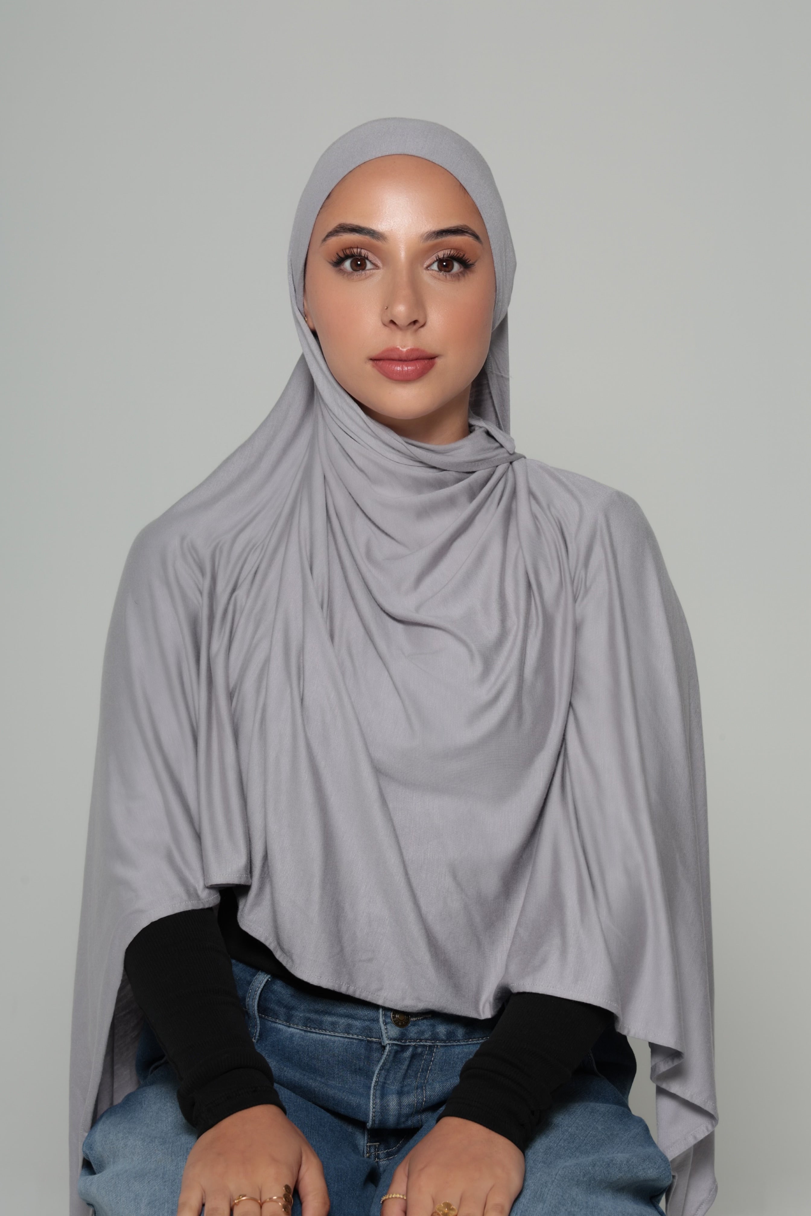 Dove Grey Jersey Tie Hijab
