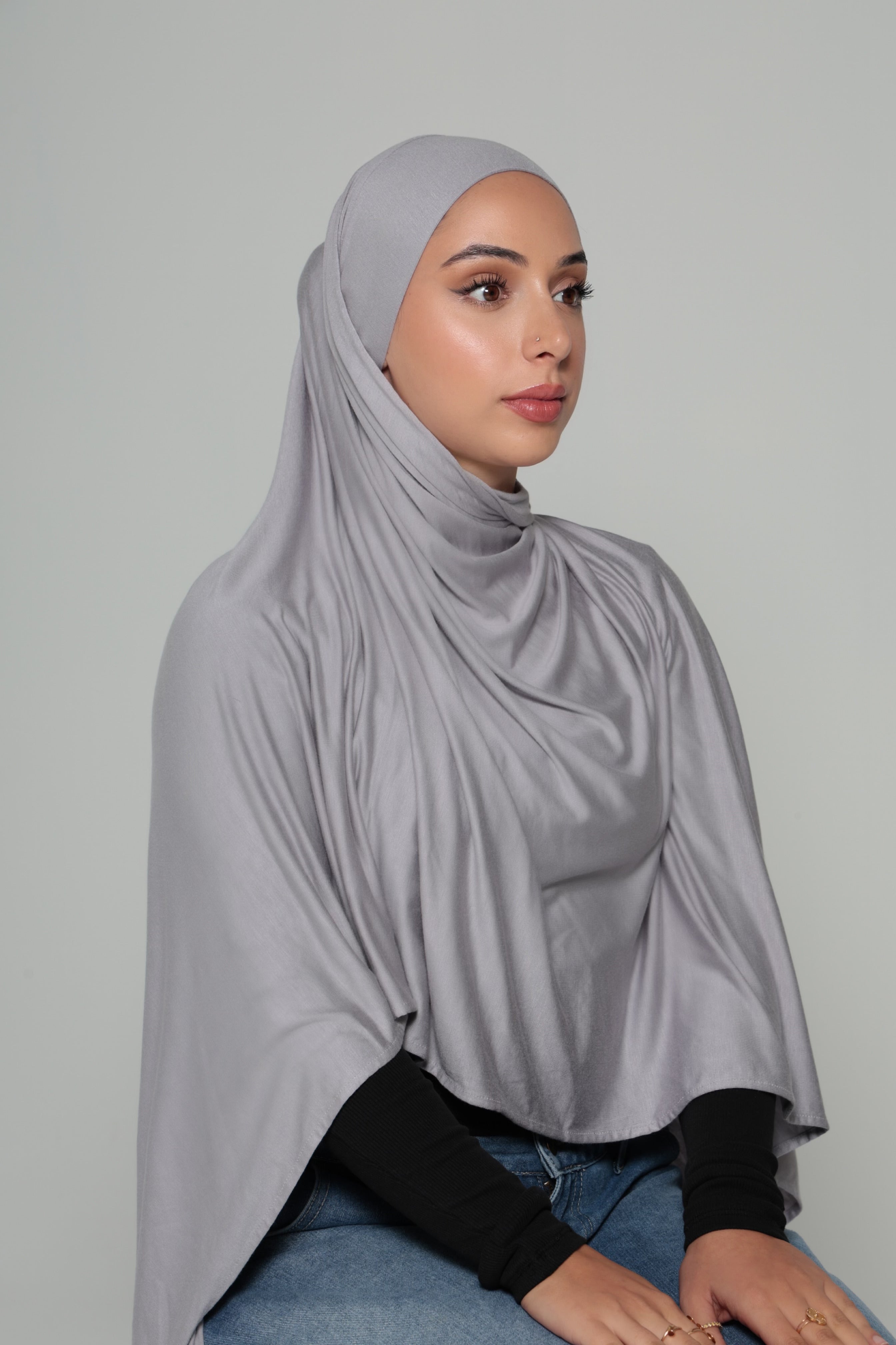 Dove Grey Jersey Tie Hijab
