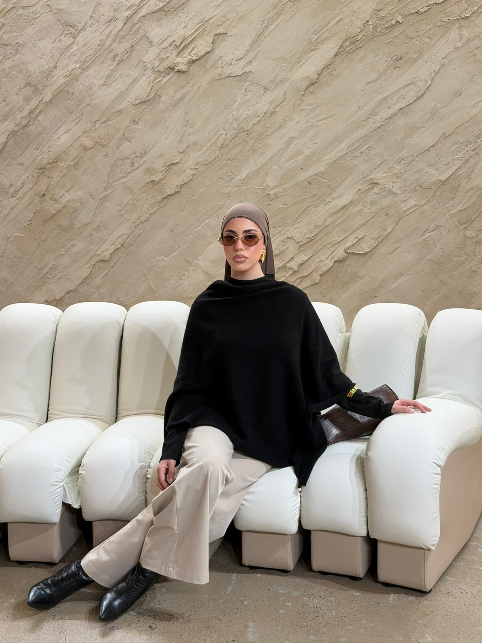Noire Cashmere Poncho