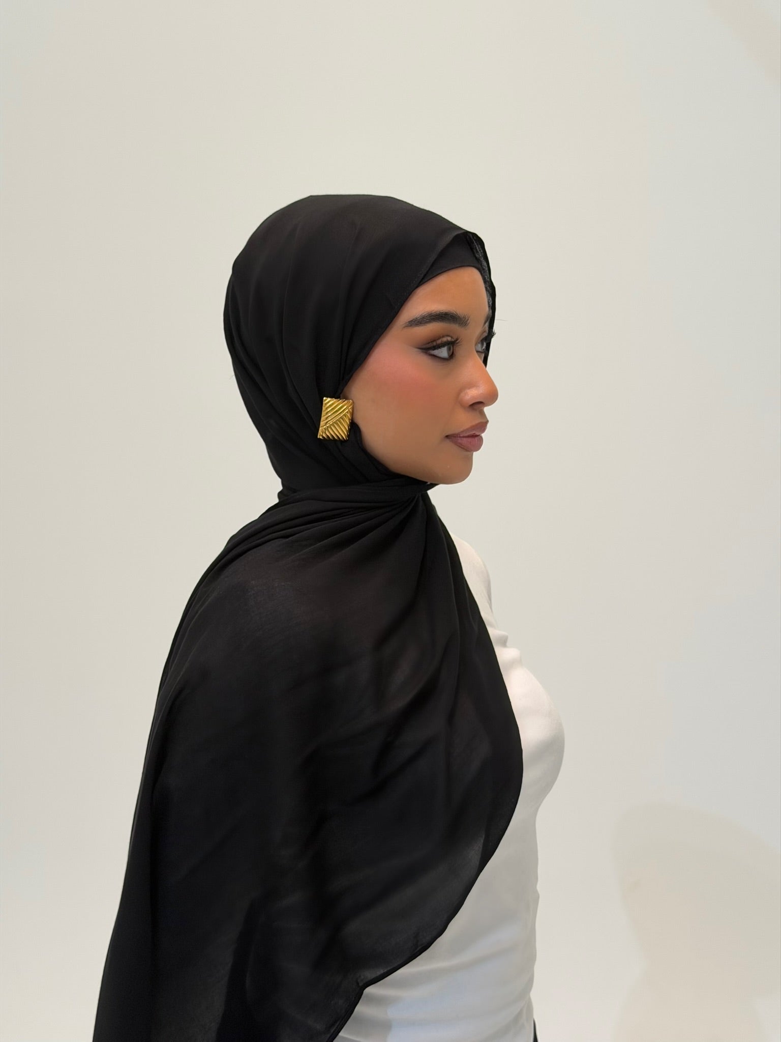 Black Modal Hijab